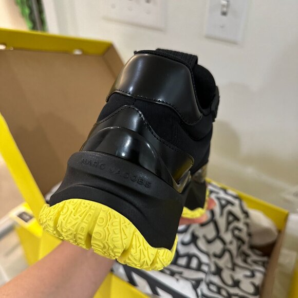 NWT！NEW! Marc Jacobs The Lazy Runner Sneakers -Authentic Unisex size 37, 38 ONLY - Picture 3 of 10